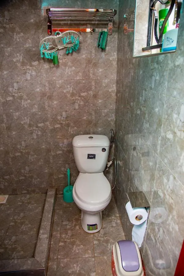Unia Fancy Flats Studio Apartment One Кампала